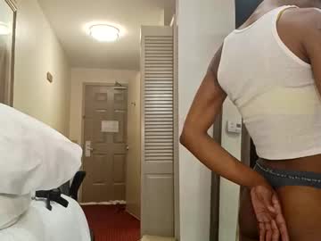 kibrombariu45's chat room