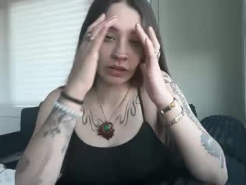 hannahtaylorr's chat room