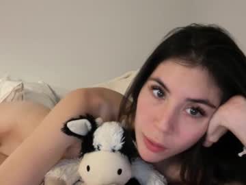 lilylustxoxo's chat room