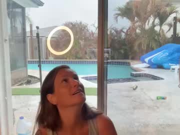 stephanieclass's chat room