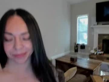 valerysquirt_19's chat room