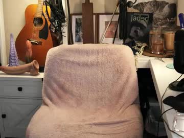 creature_marie's chat room