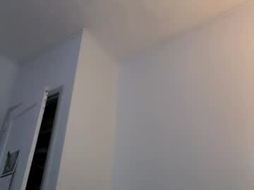 lucca250's chat room