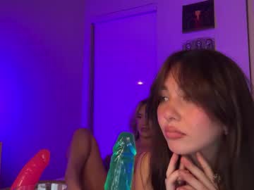 isabellelayla's chat room