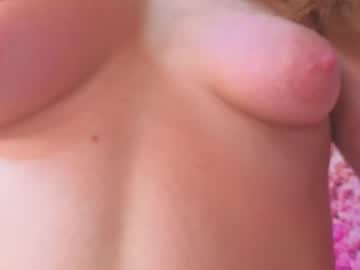 wet_nympho's chat room