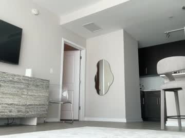 xoxoxjenn's chat room