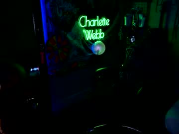 charlette_webb_xxx's chat room