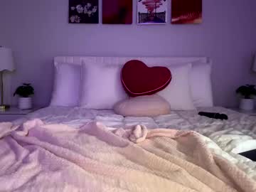 ellebby7's chat room