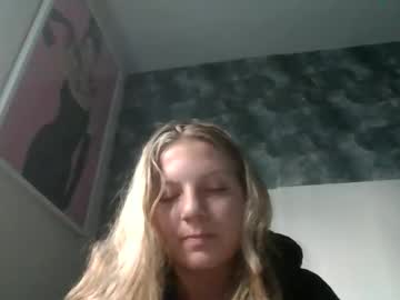 glowandsmoke's chat room