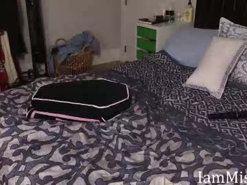 iammisstery's chat room