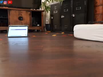 serareads's chat room