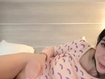 lilylustxoxo's chat room