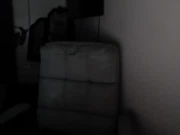 love_on_'s chat room