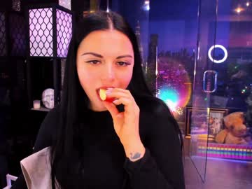 alma_pearl's chat room