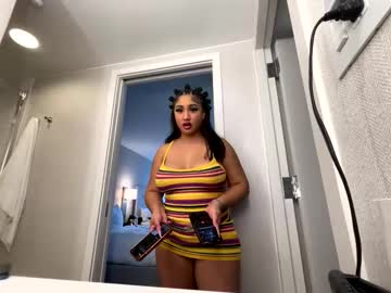 candyclaws05's chat room