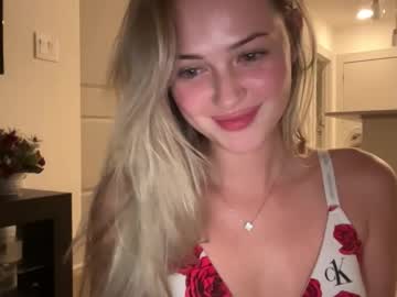 luvaimee's chat room