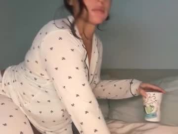 pollyyypocket's chat room