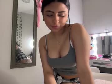 sophiasecretsx's chat room