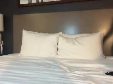 vixennviolet's chat room