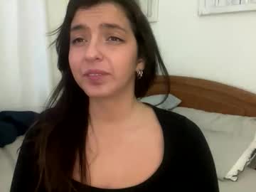 straightoutthetrailer's chat room