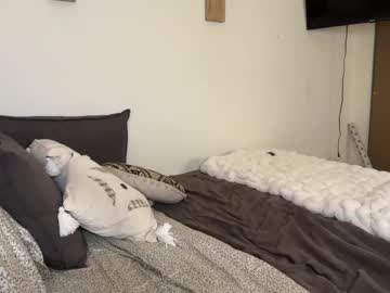 cami_calderon's chat room