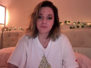 kitatochips's chat room