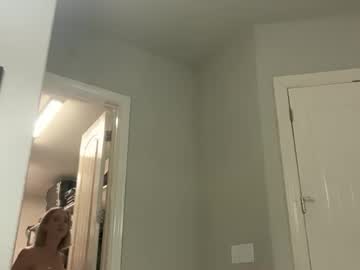 leanneluxecouple's chat room