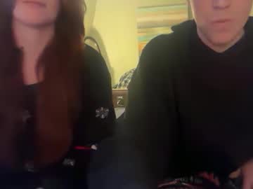 redheadandbigpeenar's chat room