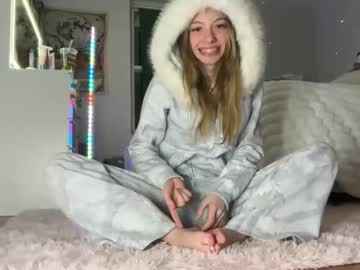 ellieluvs's chat room