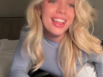 clairebrooksxo's chat room