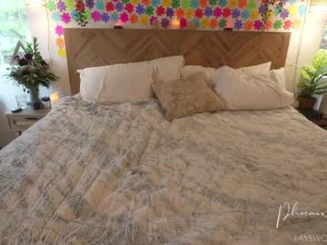 phoenix_taylor's chat room