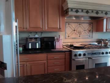 lunarose17's chat room