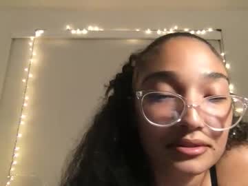 rosalinatoosexy's chat room