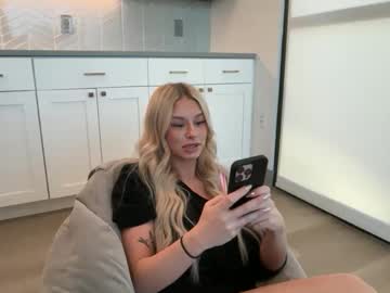 kenziesmithh's chat room