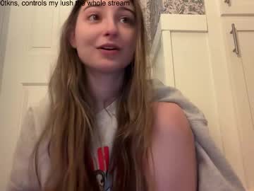 fantasyella's chat room