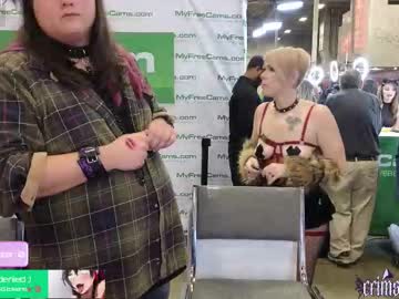 crimsonkitten's chat room