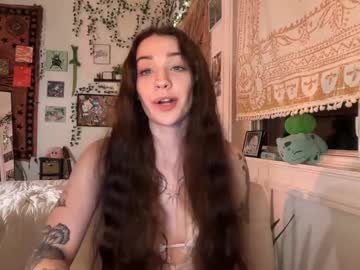 hannahtaylorr's chat room