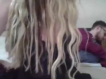 useitorlossit's chat room