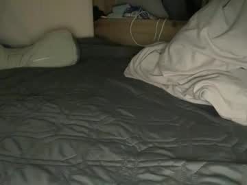 publicuniversalpussy's chat room