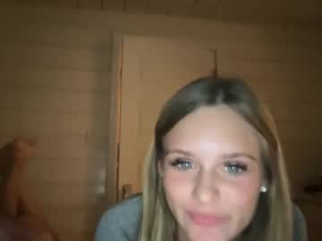 carlybora's chat room