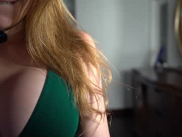 chloewildd's chat room