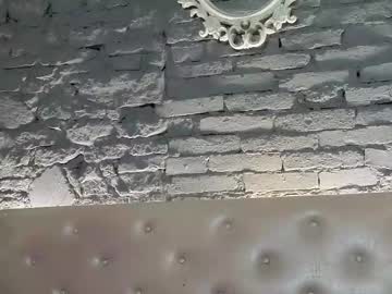 vixvixenn's chat room