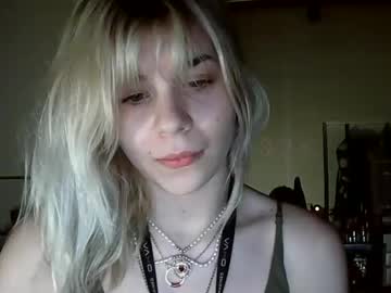 lolalixx6969's chat room