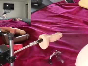 juliannmilfnextdoor's chat room