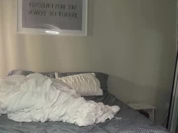 parisangel7's chat room