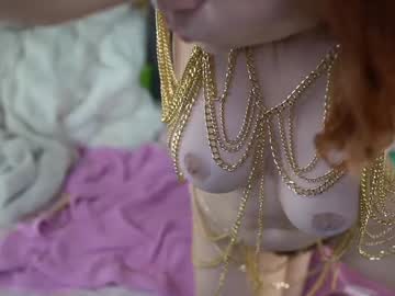 vivid_whit's chat room