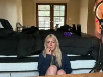 chloeros3e's chat room