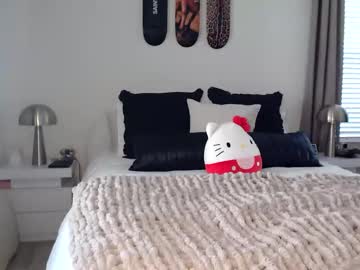 itsmealexisrae's chat room