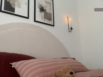 bellaryderr's chat room