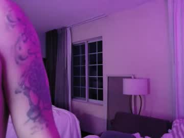 ashelynngrey1986's chat room